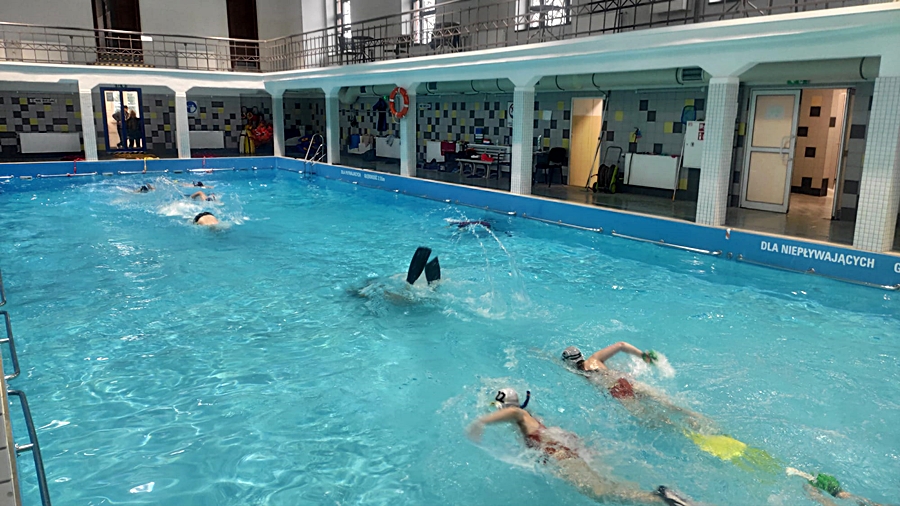 Hokej pod wodą Walenie Siemianowice Śląskie Trening 5 XI 2022. Koniec Walenia czyli Amatorska Liga Hokeja Pod Wodą